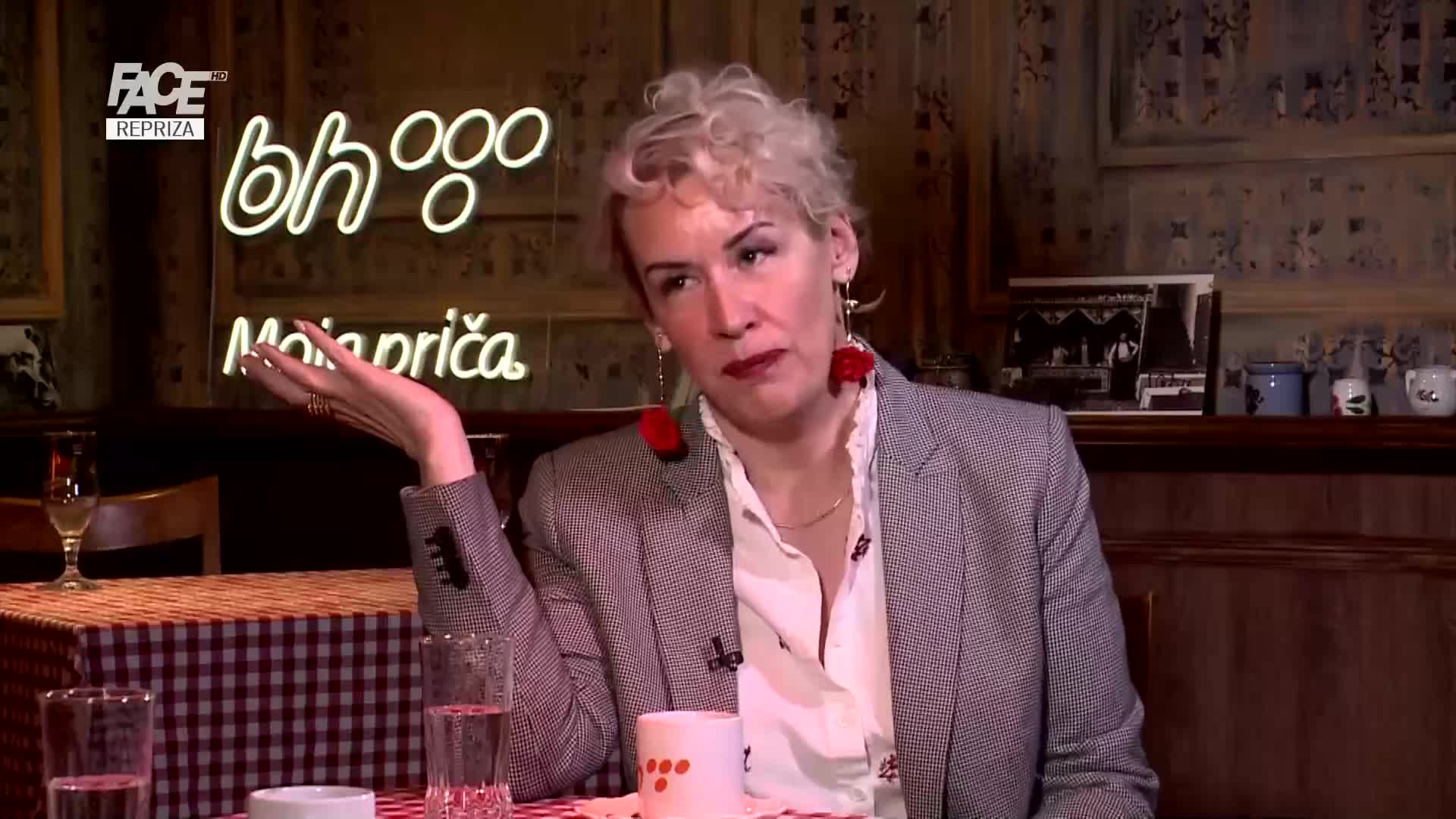 FaceTV